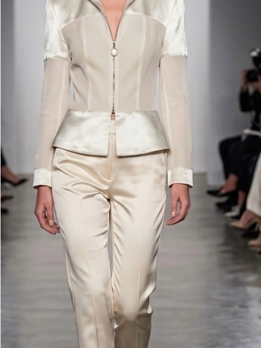 Ivoire de Laurence sheer Jacket